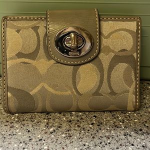 Coach wallet